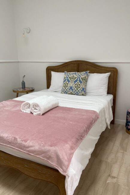 Cheap studio in corfu