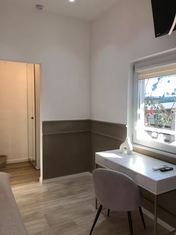 dbcfd055-b507-4e9d-a78a-53caf20a067e